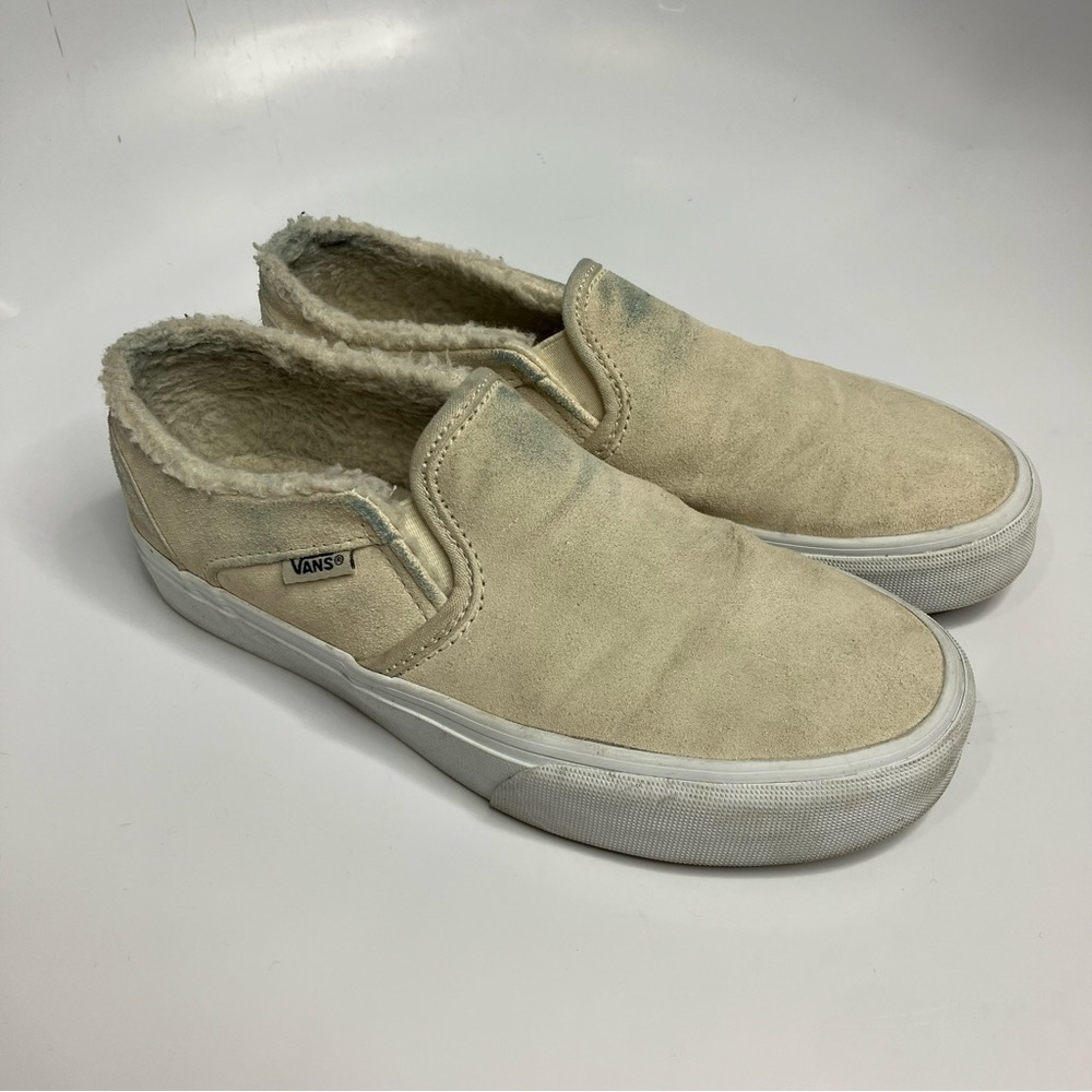 Vans off white suede sneakers size 5.5 women’s